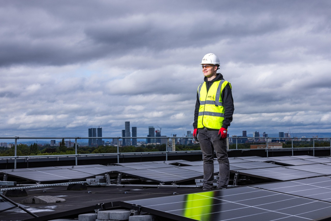panouri fotovoltaice pe acoperiș